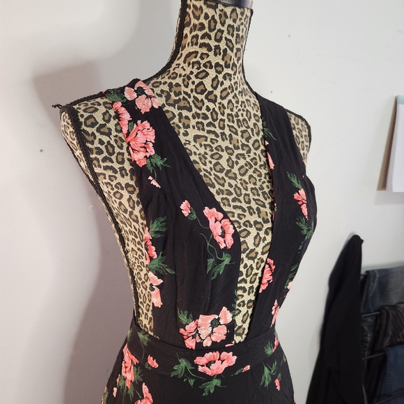 Black Midi Dress with Pink Floral Print and Deep V Neck - Picture 8 of 12